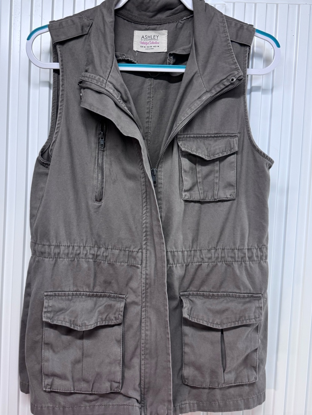Ashley By 26 International Utility Vest Womens Medium Taupe Layers